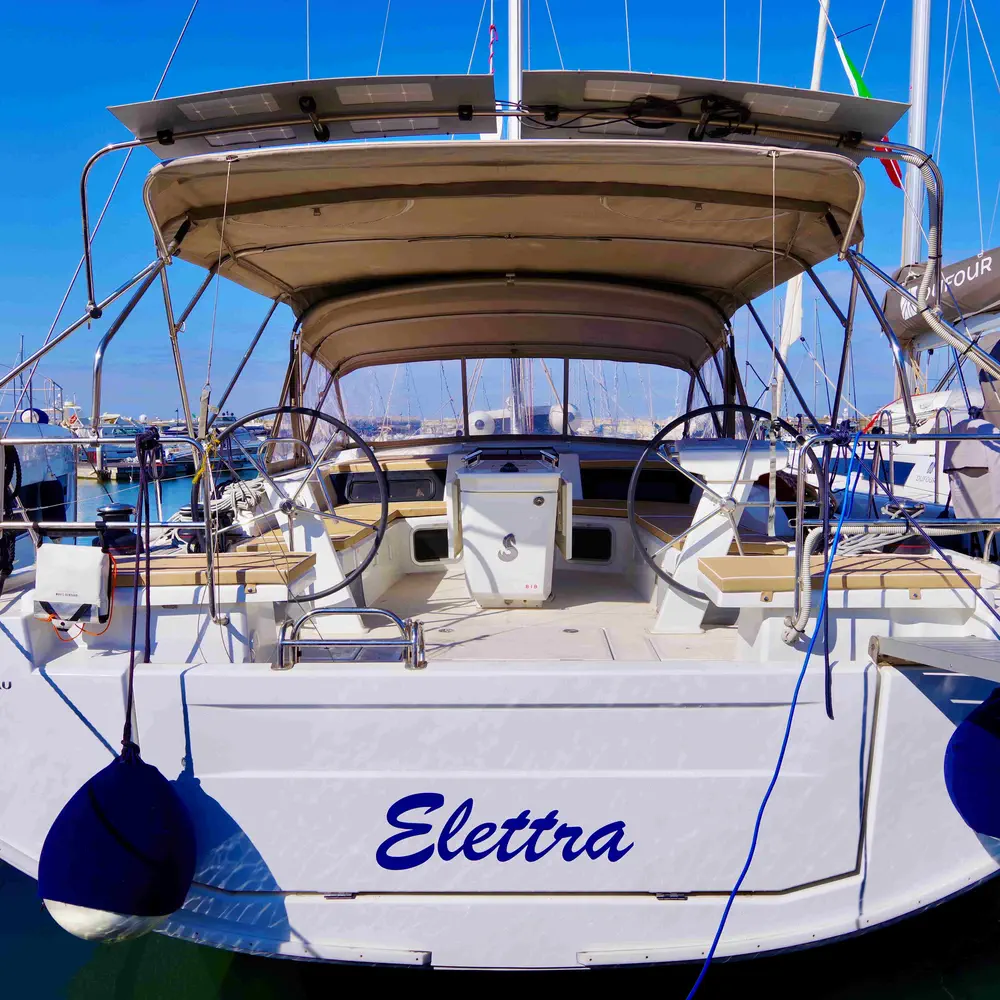 Elettra -  Water maker, Solar Panel 1