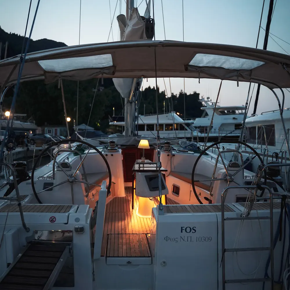FOS (, A /C, - generator- refit 2020) 10