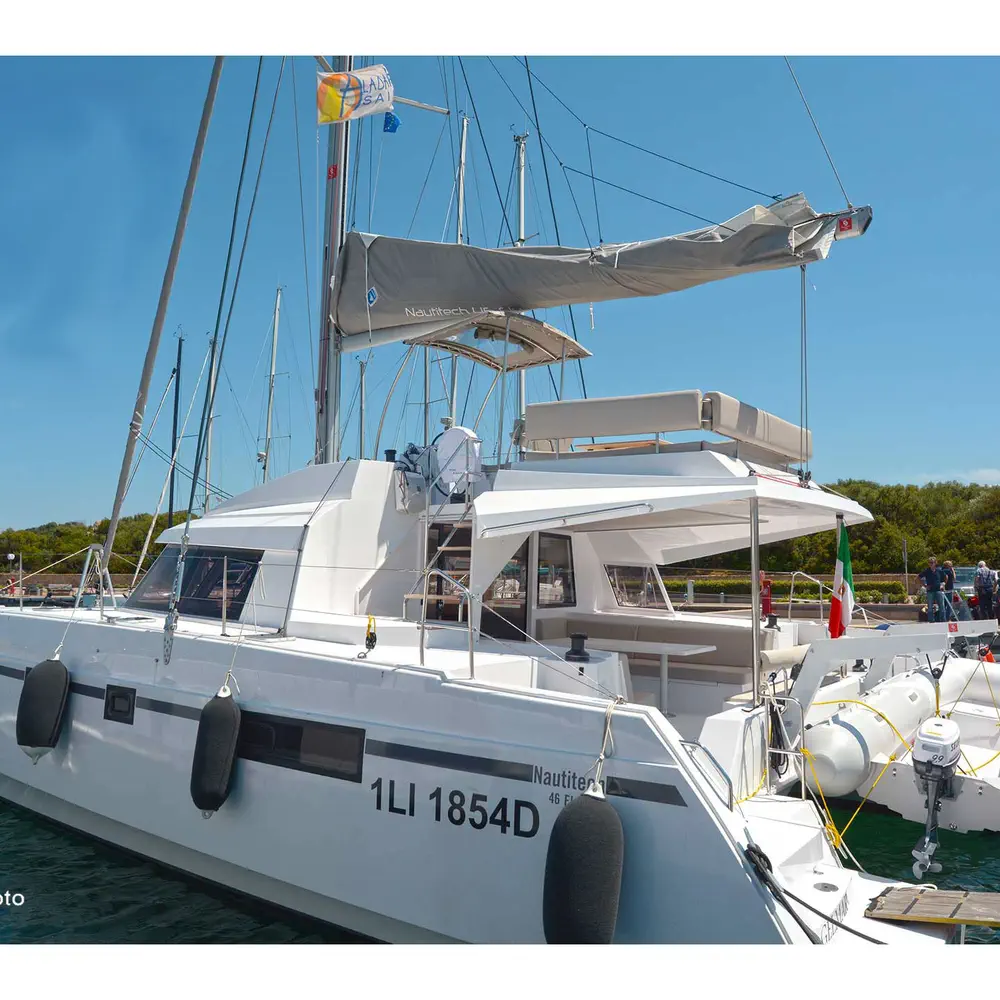 https://dsmkaagprkqin.cloudfront.net/images/catamarans-nautitech/catamaran/nautitech-46-fly/3182500682200648-1746636969978716760-gelmar-a-c-generator-water-maker-1000x1000.webp