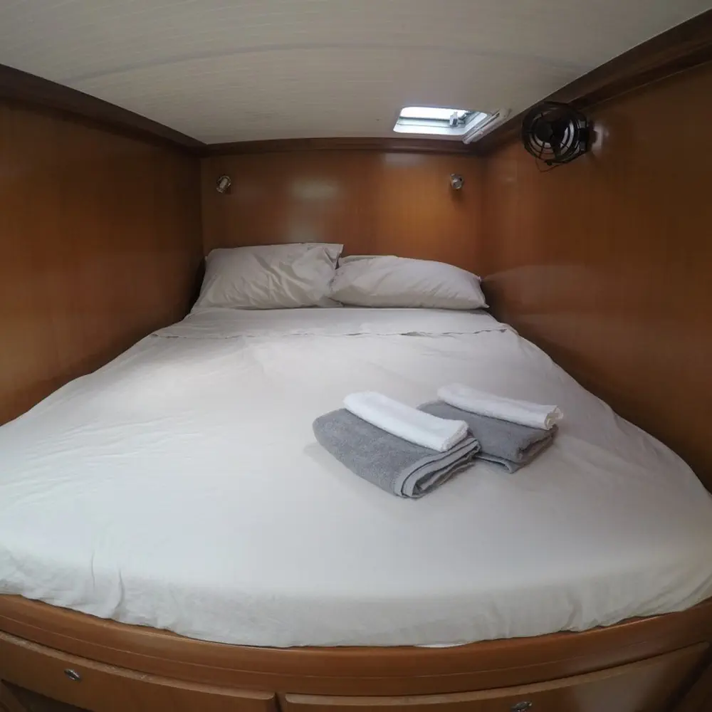 Alcade 1 double cabin 6