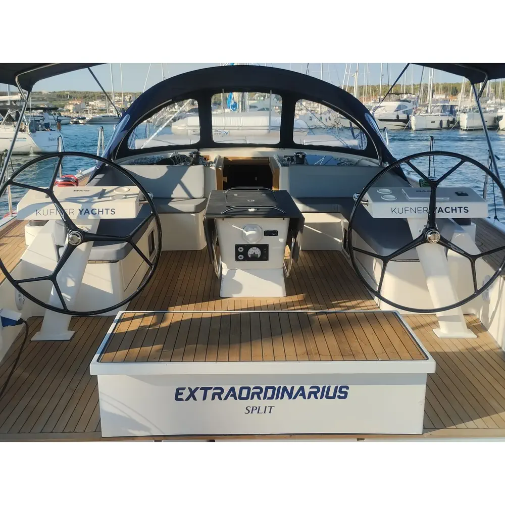 Extraordinarius 10