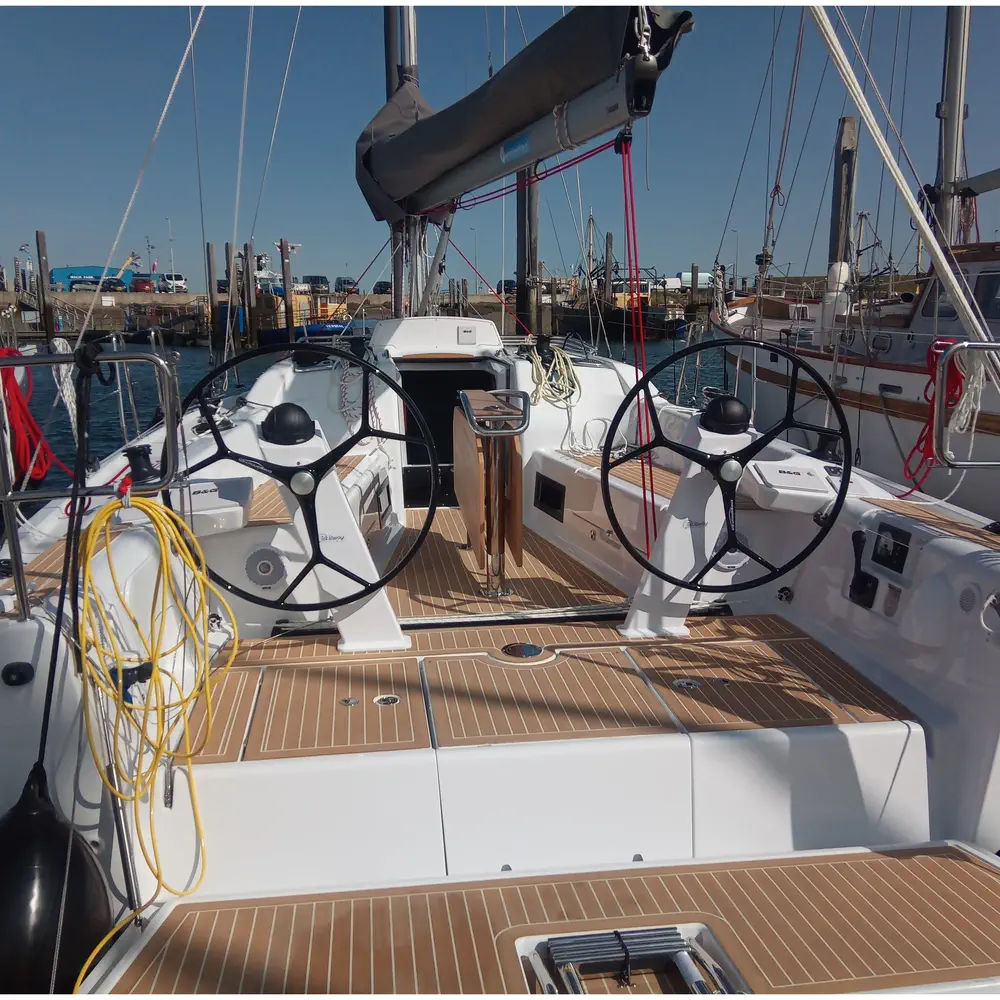 Main image of sail boat, Dehler 38 Break Free