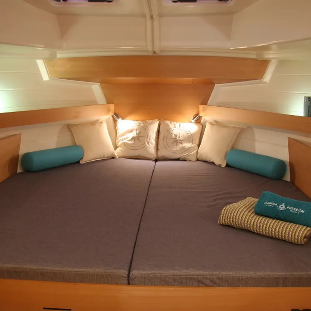 Platinum 989 Flybridge (Premiera) 3