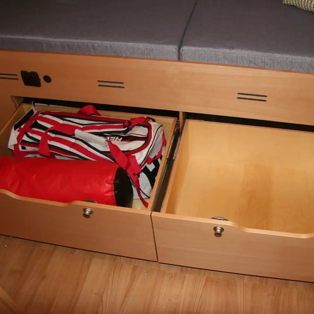 Platinum 989 Flybridge (Premiera) 16