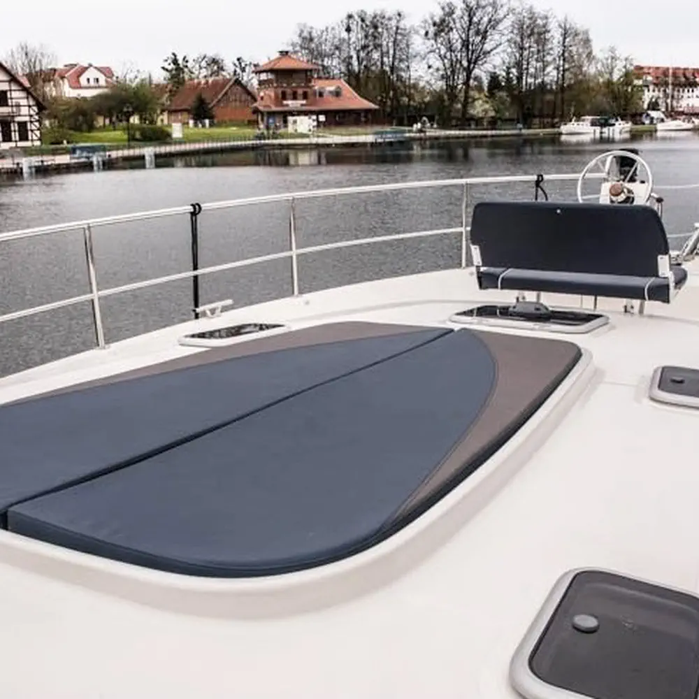 Nautika 1300 LUX 16