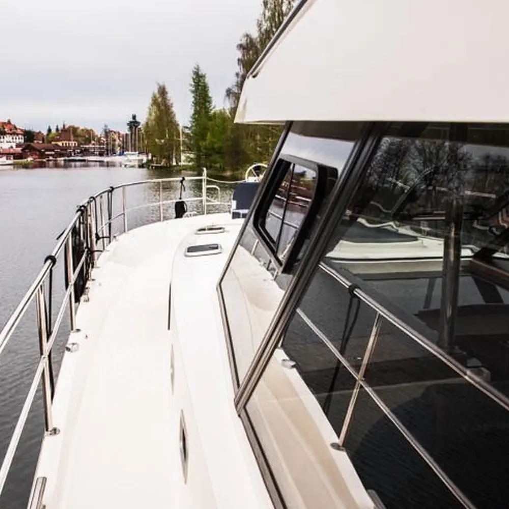 Nautika 1300 LUX 17