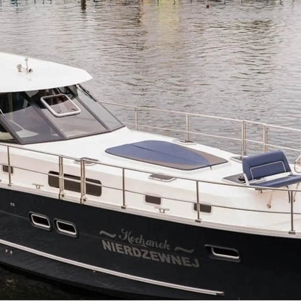 Nautika 1300 LUX 27