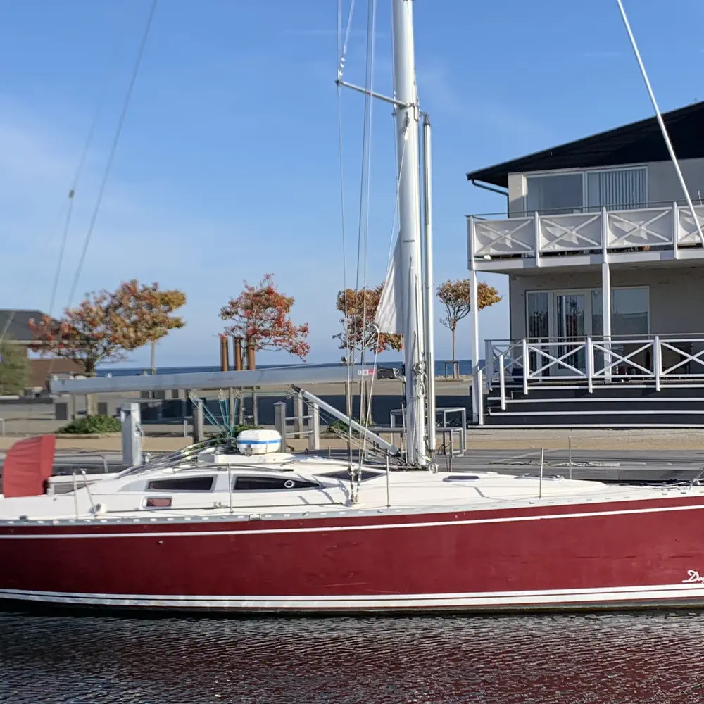 Main image of sail boat, Delphia 40 Lady in Red
