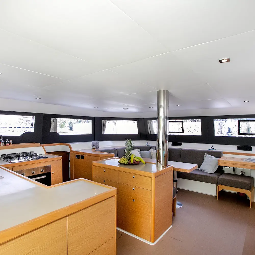 Diva - Skippered 9