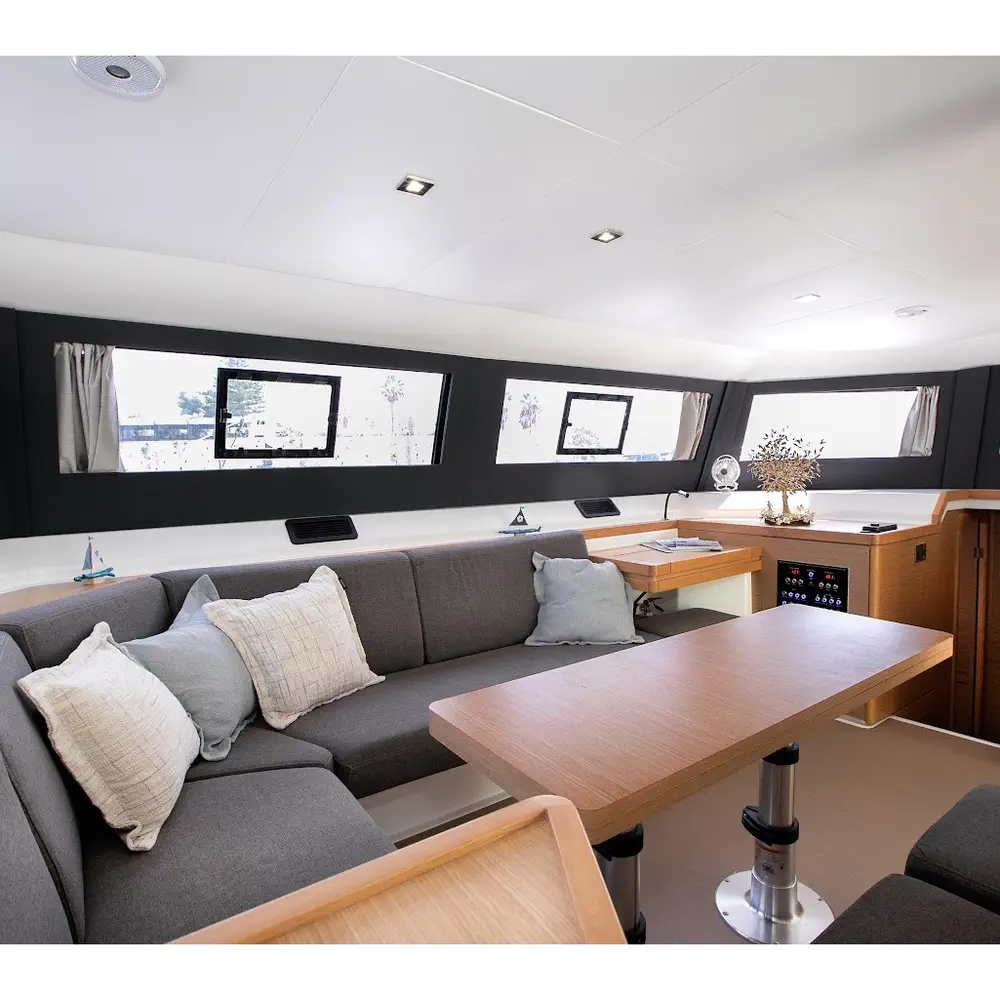 Diva - Skippered 12