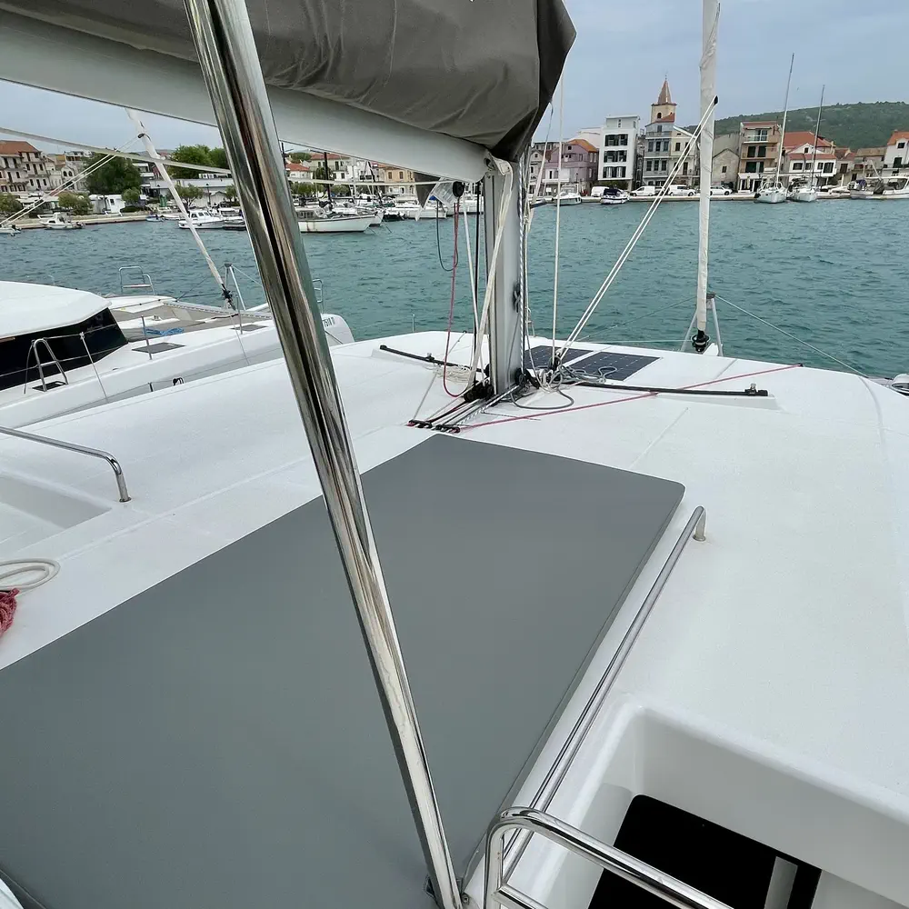 Freya 42