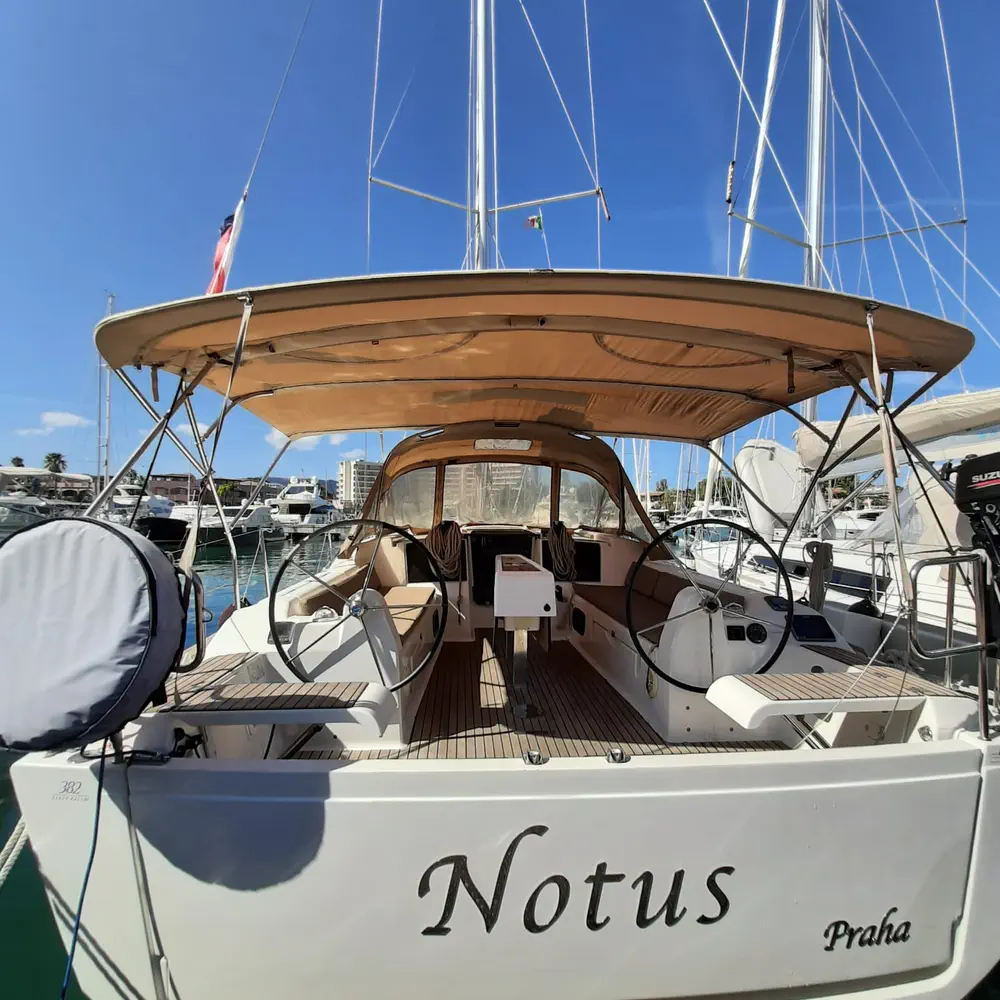 Notus 5