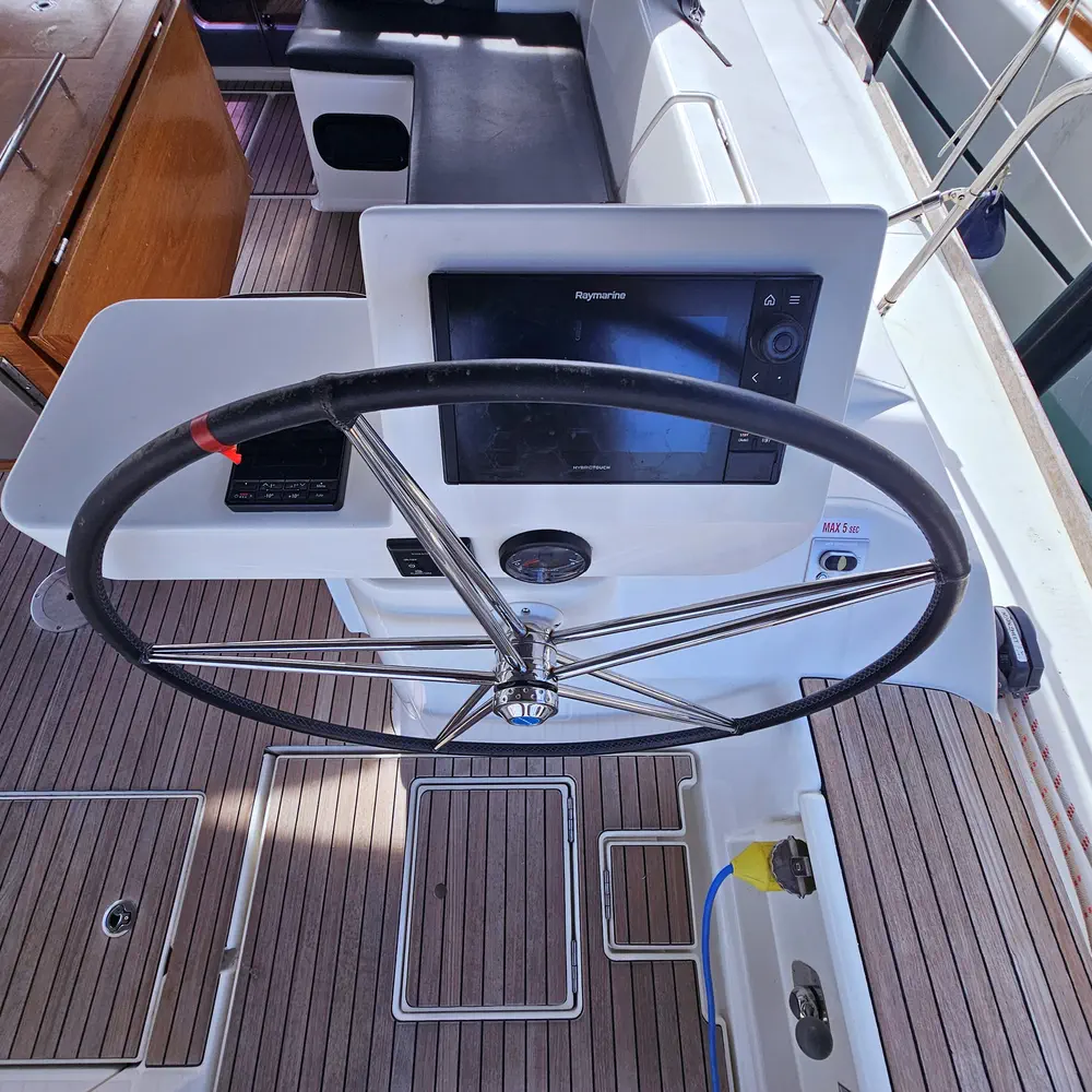 Maverick  75