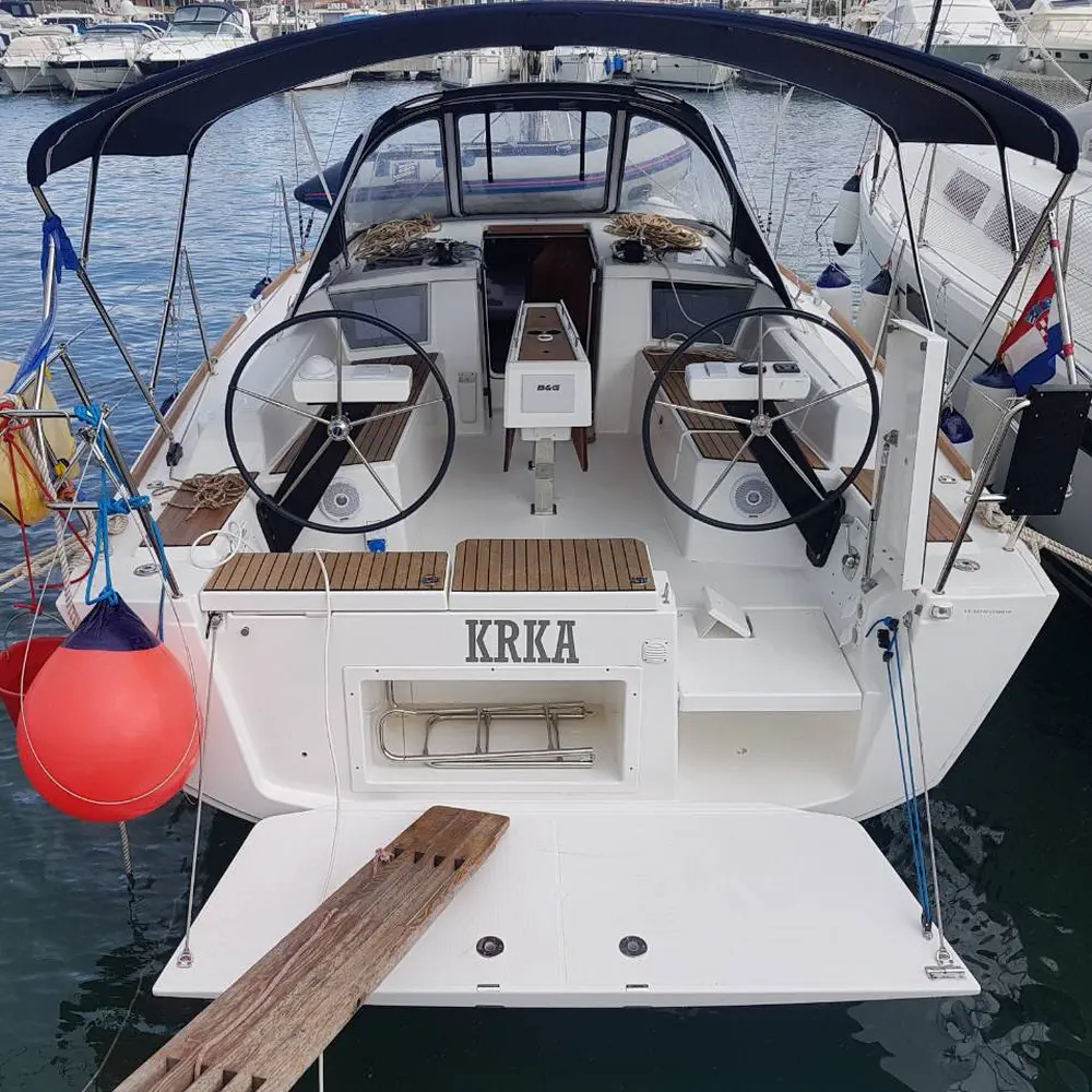 https://dsmkaagprkqin.cloudfront.net/images/dufour-yachts/sail-boat/dufour-360-grand-large/16583680564401058-1746695145428217413-krka-1000x1000.webp