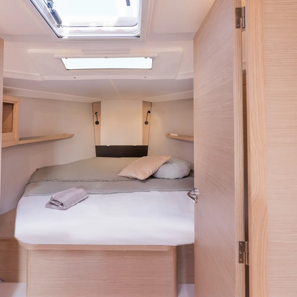 Sunsail 37.3 Premium Plus 15