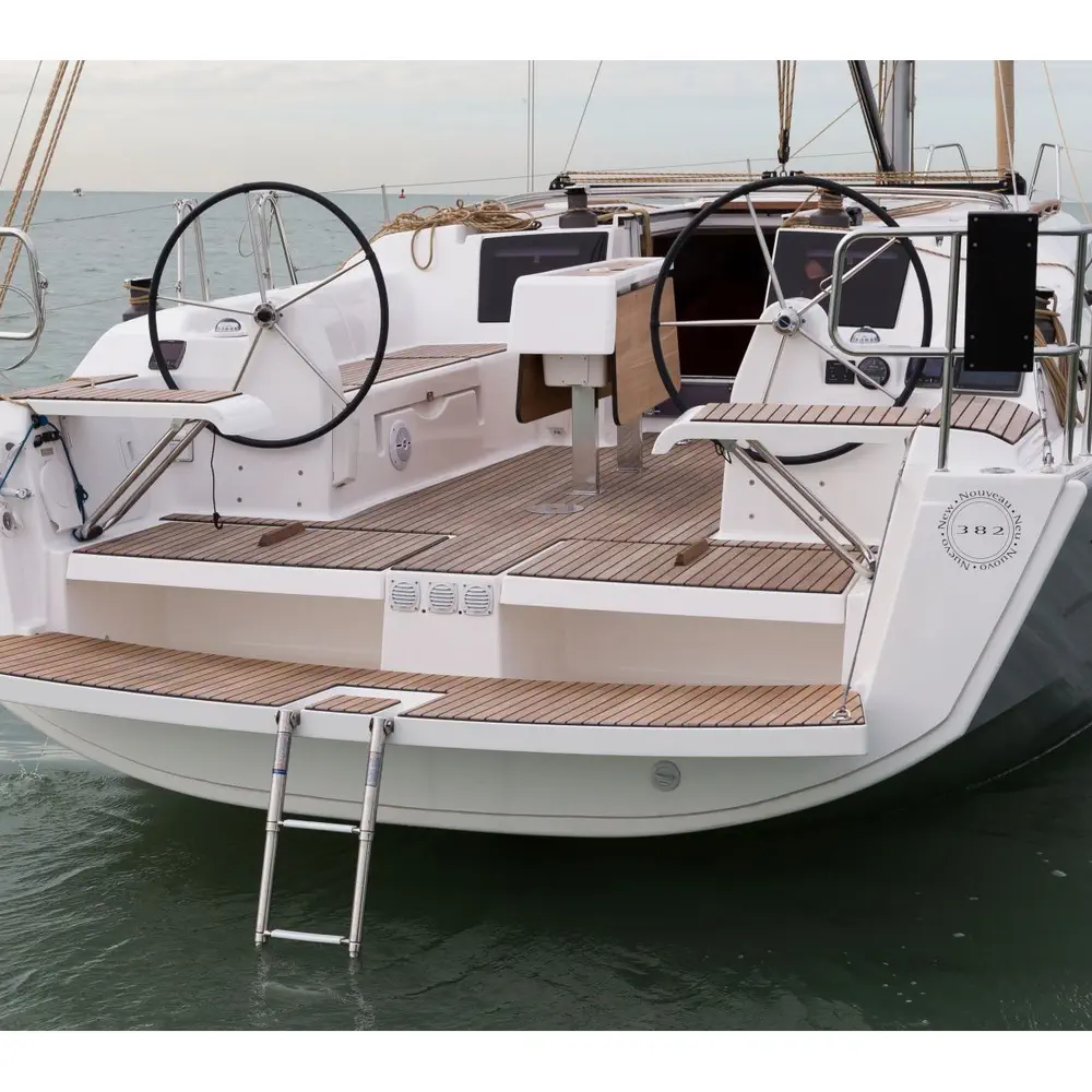 https://dsmkaagprkqin.cloudfront.net/images/dufour-yachts/sail-boat/dufour-382-grand-large/1398726290000102501-1746632066251638918-regor-1000x1000.webp