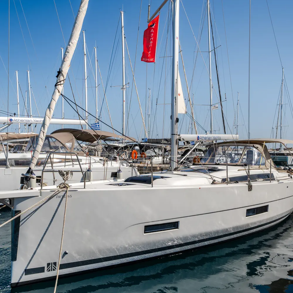 ARTEMIS 8