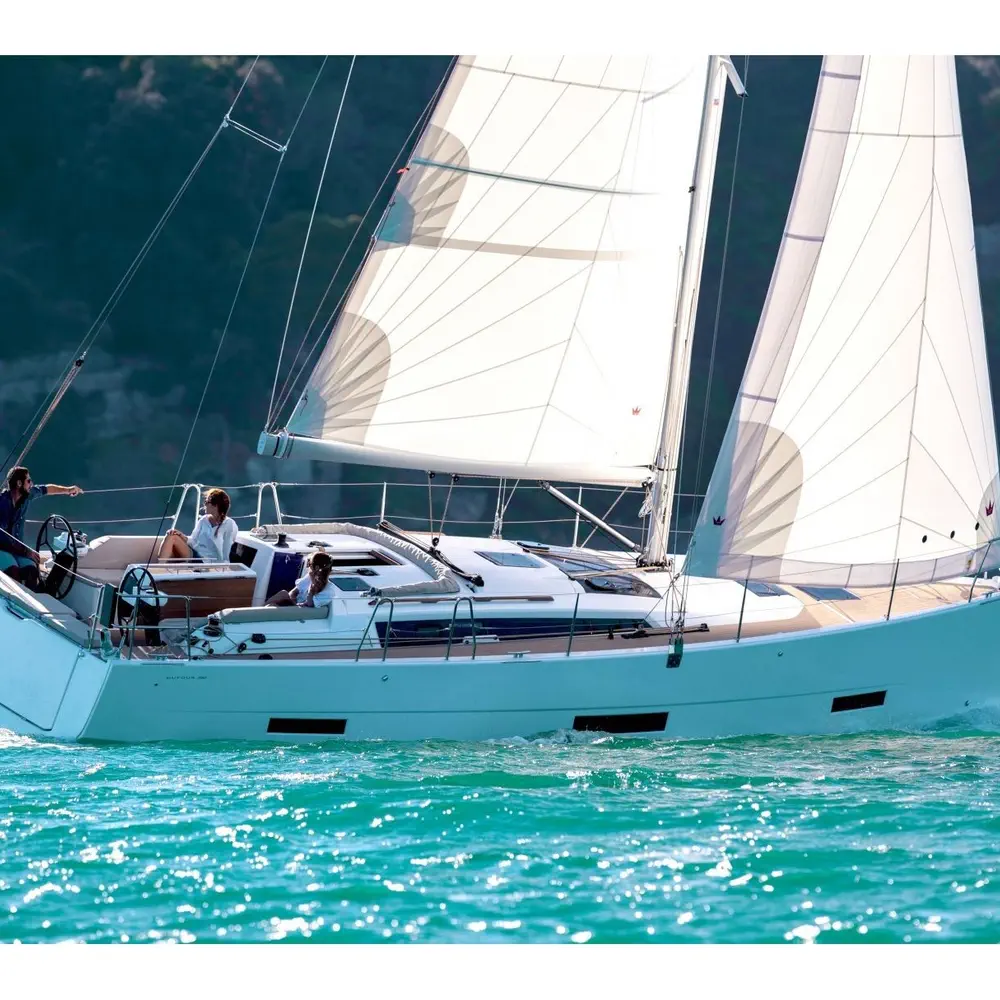 Sail Corvus 18