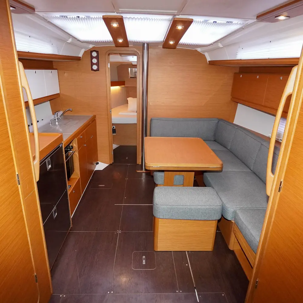 Lady D 53