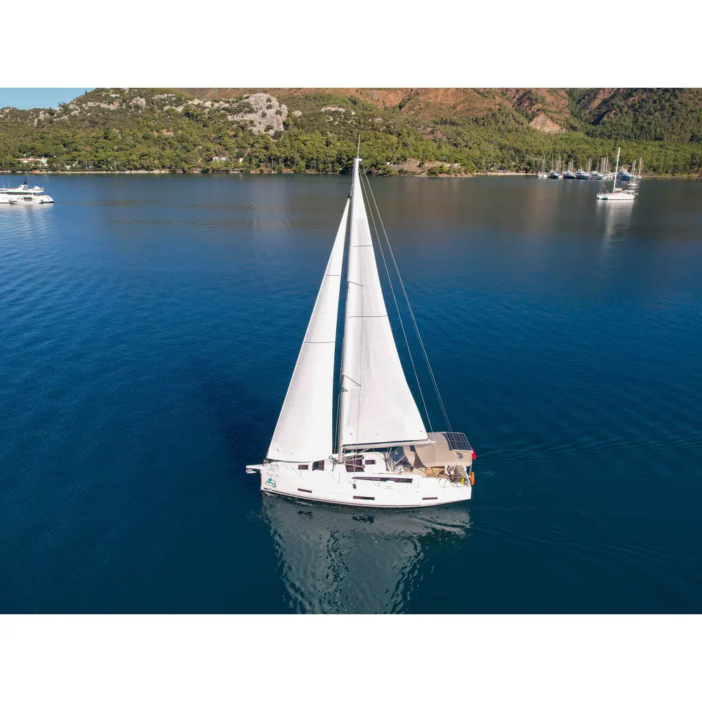 https://dsmkaagprkqin.cloudfront.net/images/dufour-yachts/sail-boat/dufour-390/4598893710000101427-1746627257627655512-lady-d-1000x1000.webp