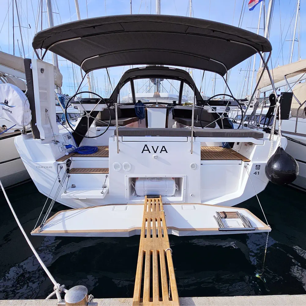 Ava (A/C & gen) 5