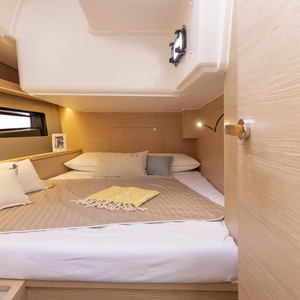 Sunsail 41.3 Premium Plus 8
