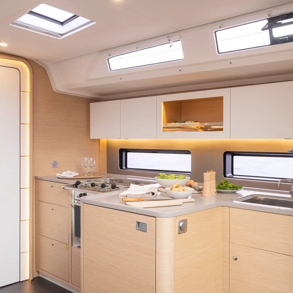 Sunsail 41.3 Premium Plus 2