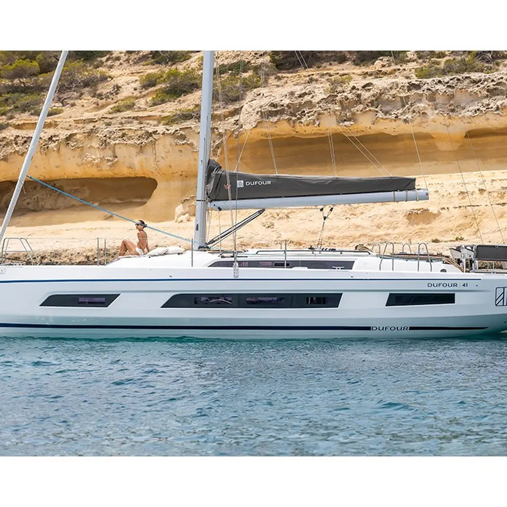https://dsmkaagprkqin.cloudfront.net/images/dufour-yachts/sail-boat/dufour-41/9321551455002103-1746638461608847252-blue-dream-2-1000x1000.webp