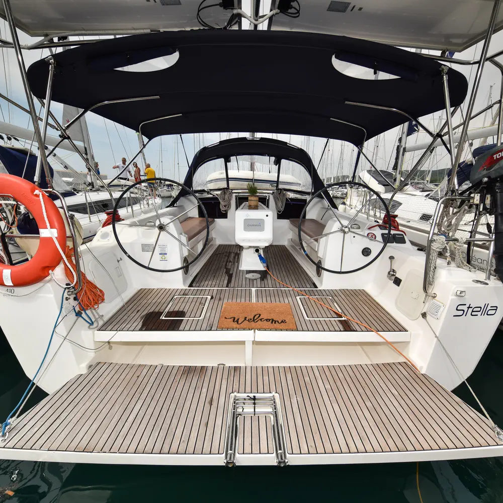 Stella 28