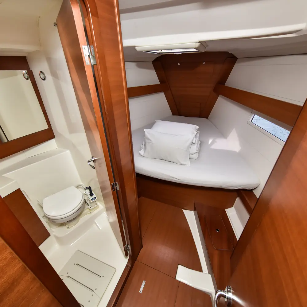 Stella 34