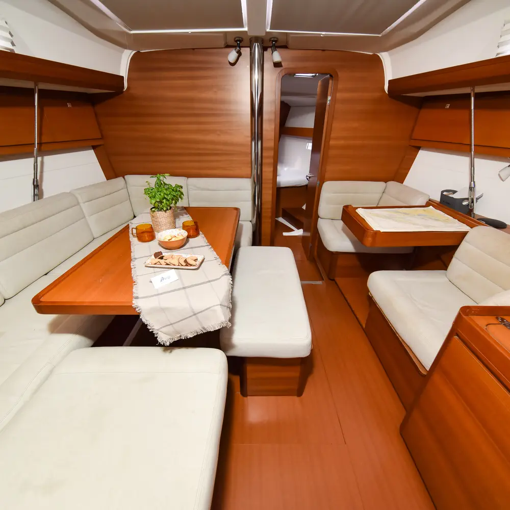 Stella 35