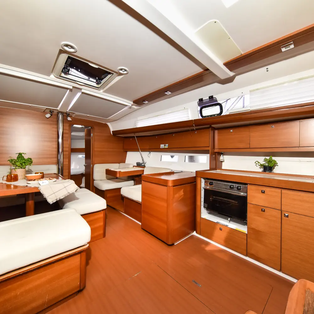 Stella 36