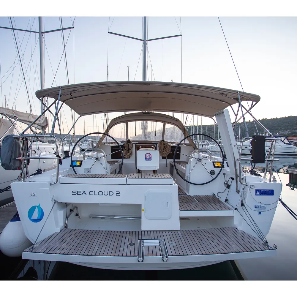 Sea cloud 2 8