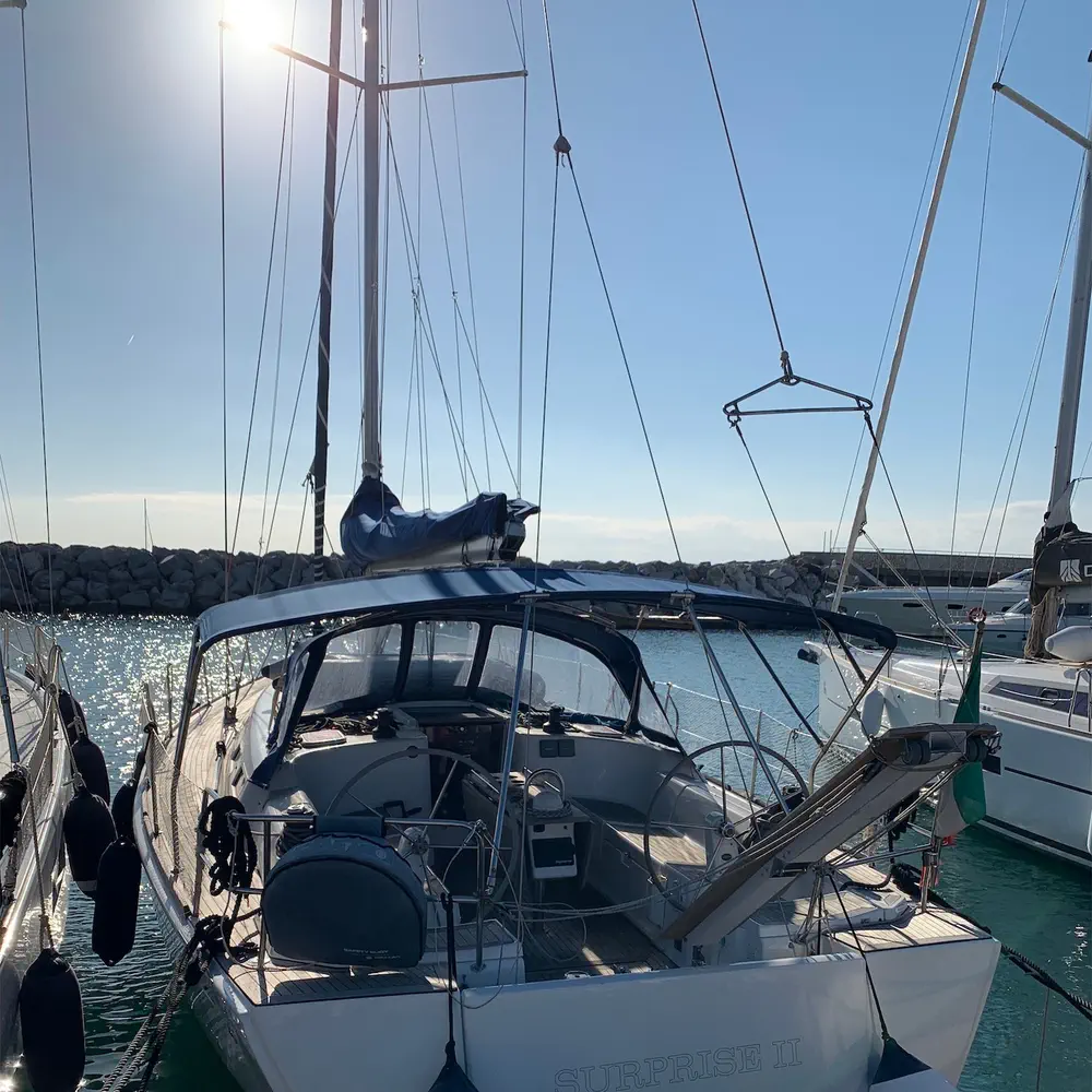 Main image of sail boat, Dufour 425 Surprise