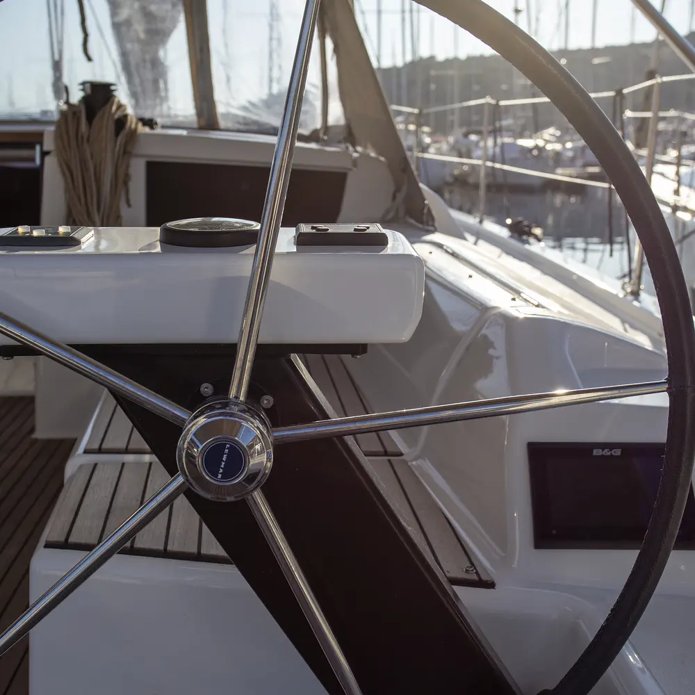 Sea cloud 1 21