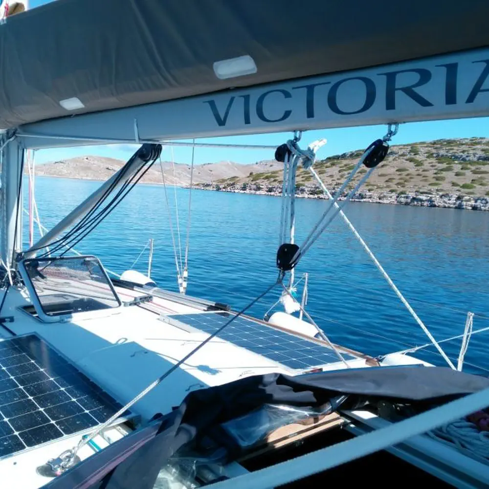Victoria 1 - Refit 2018 11
