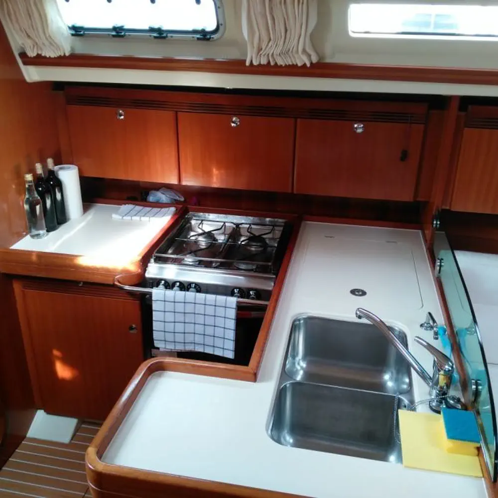 Victoria 1 - Refit 2018 21