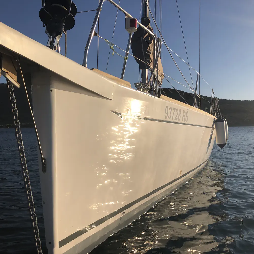 Victoria 1 - Refit 2018 20