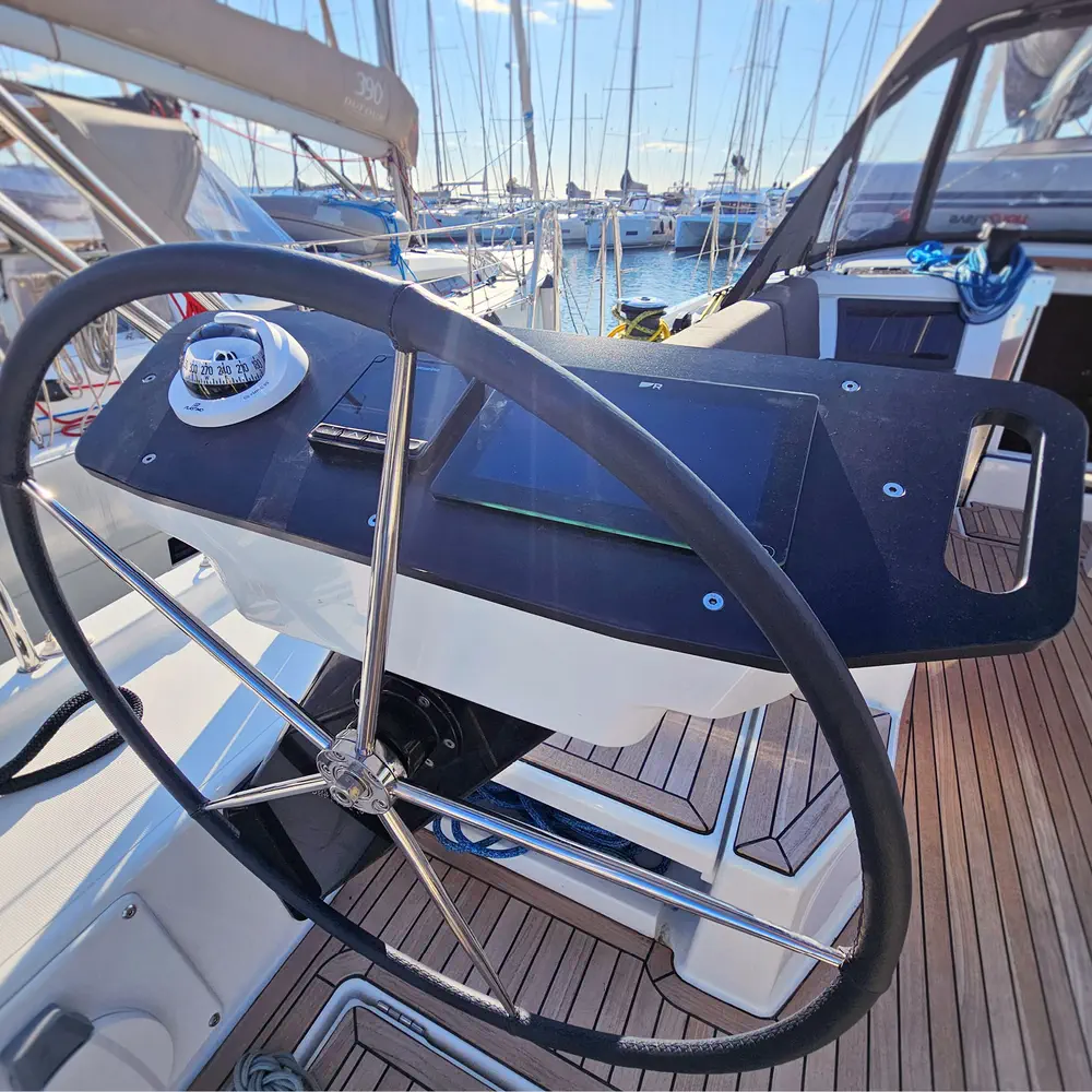 Virtuoso 43