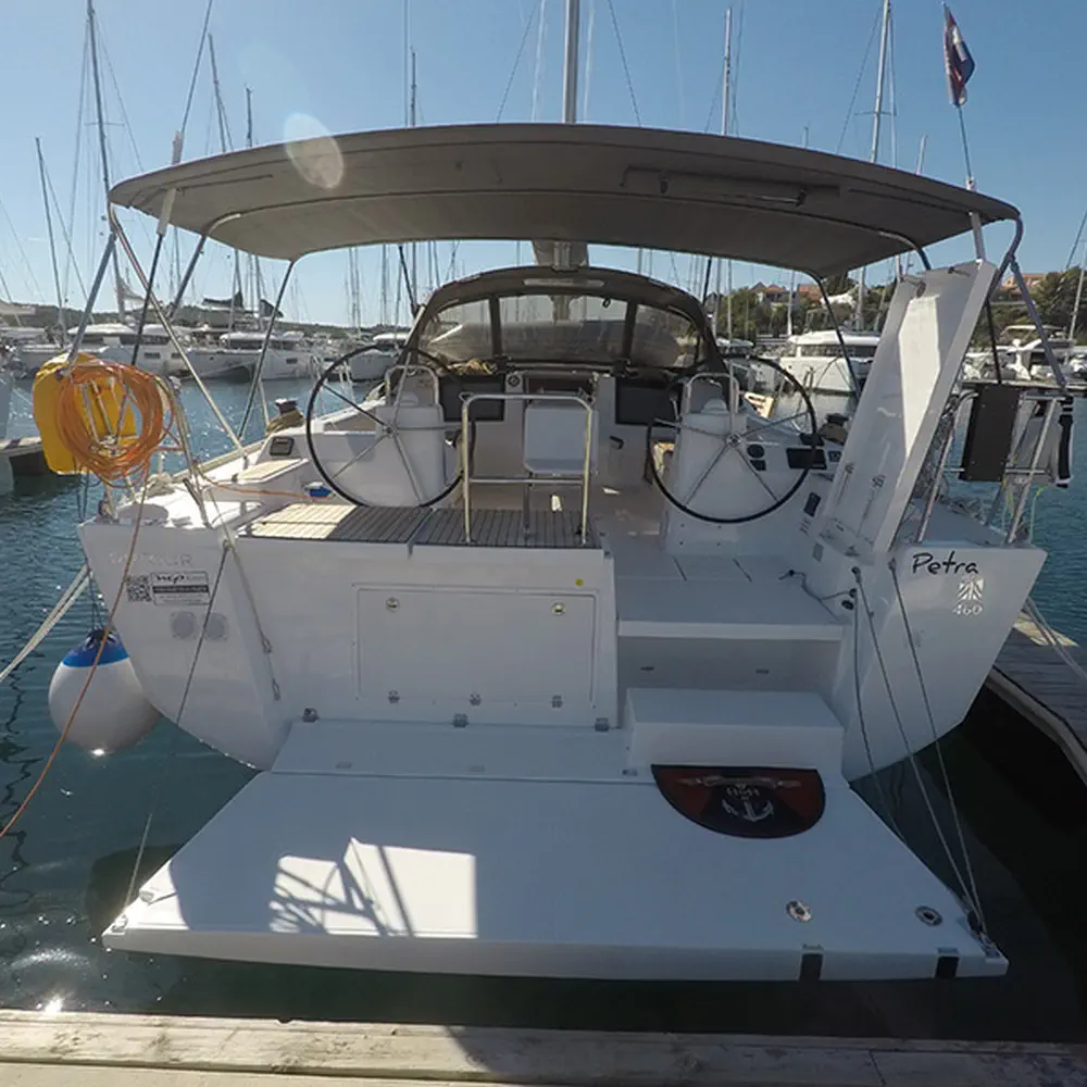 Petra 25