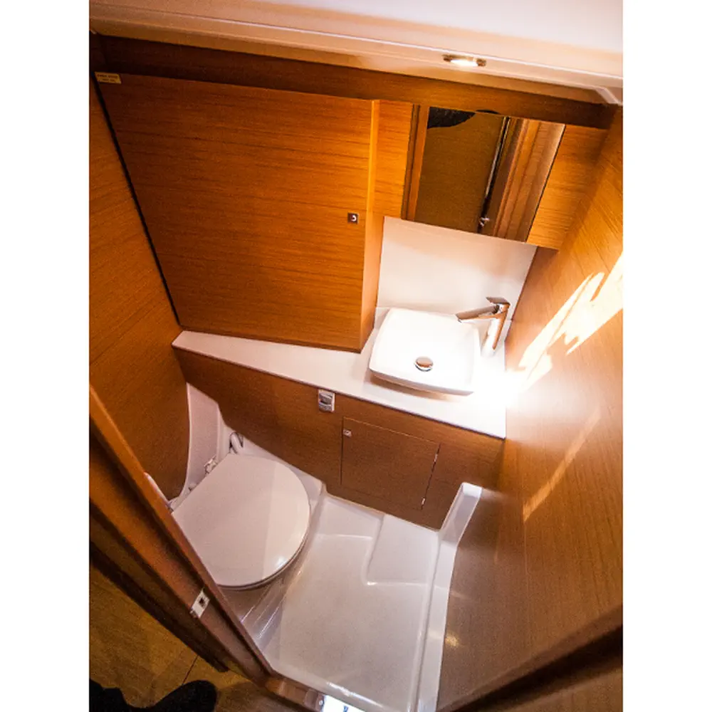 MALIN (owner version, new sails 2024., air condition, generator) 10