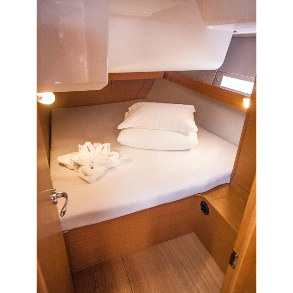 MALIN (owner version, new sails 2024., air condition, generator) 19