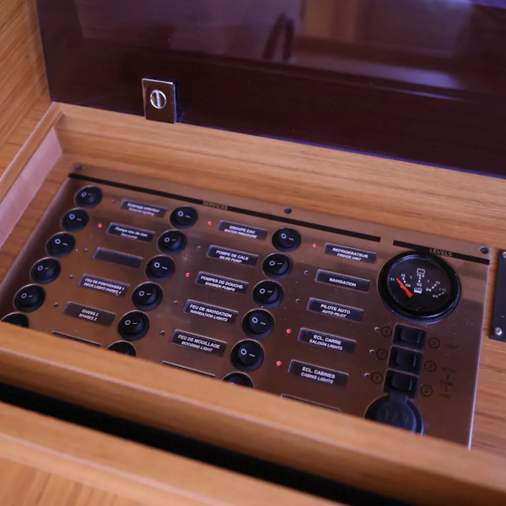 Sea  Hawk  24