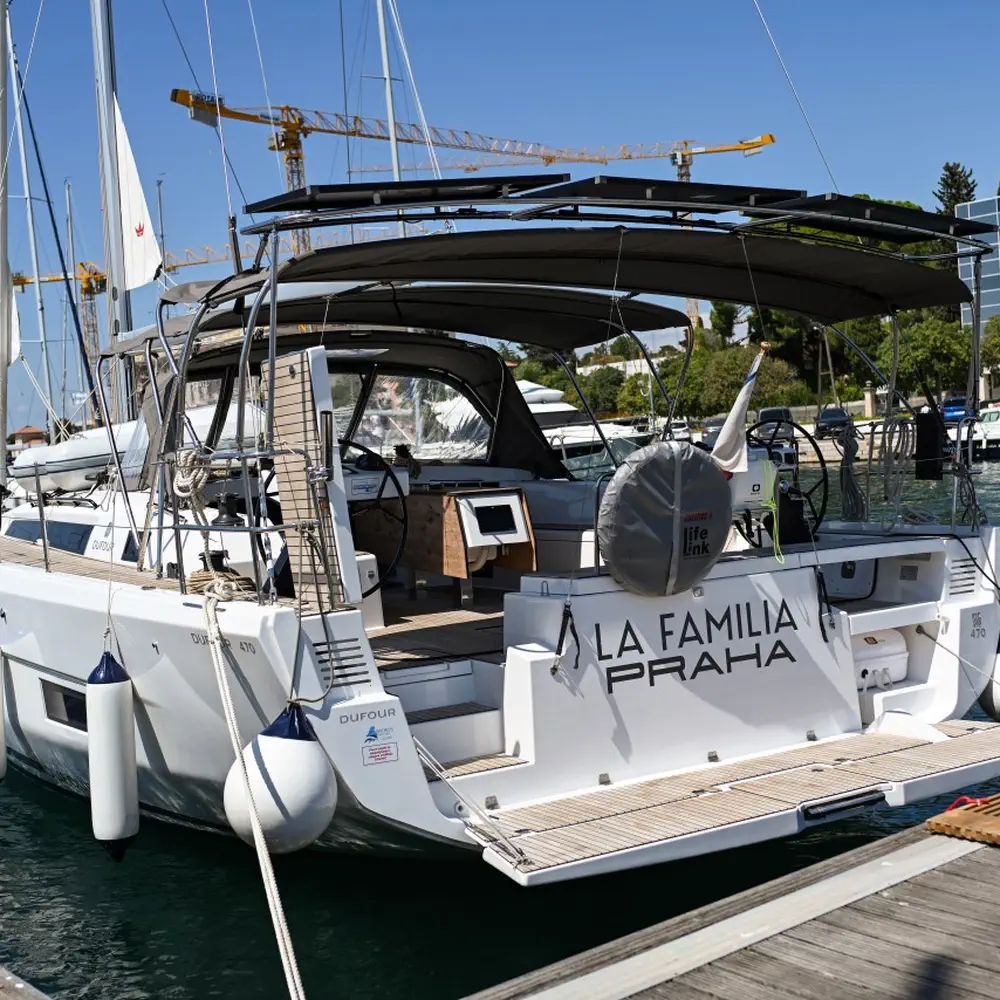 La Familia 13