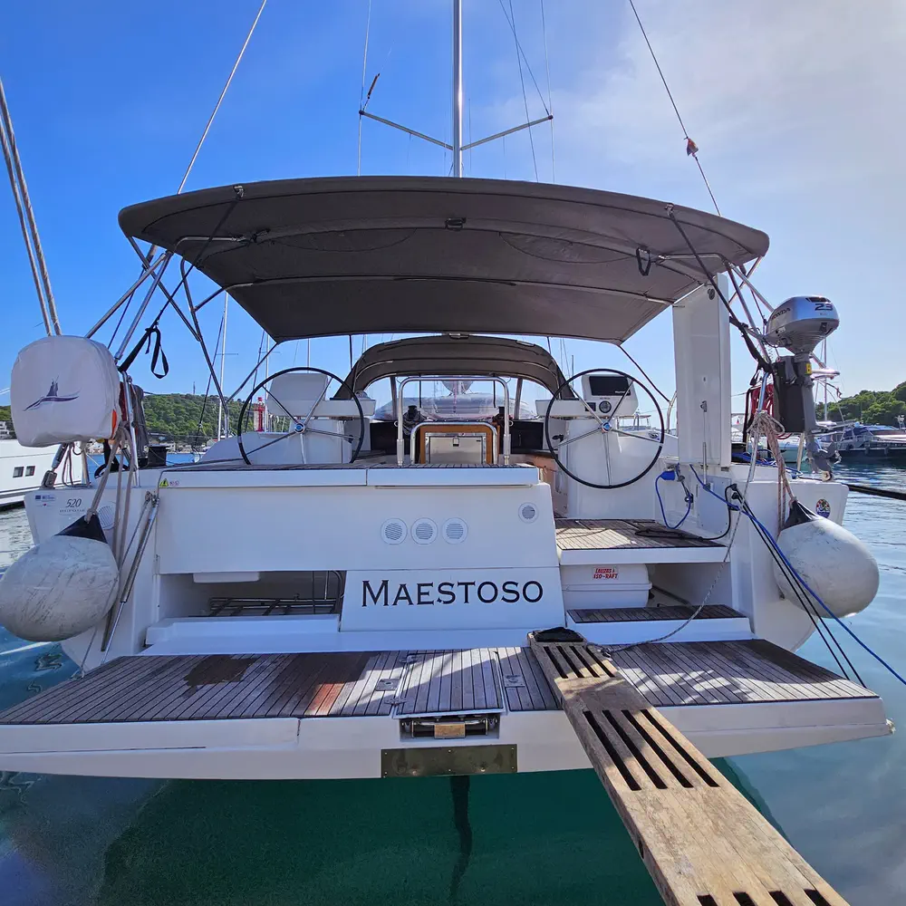 Maestoso 7