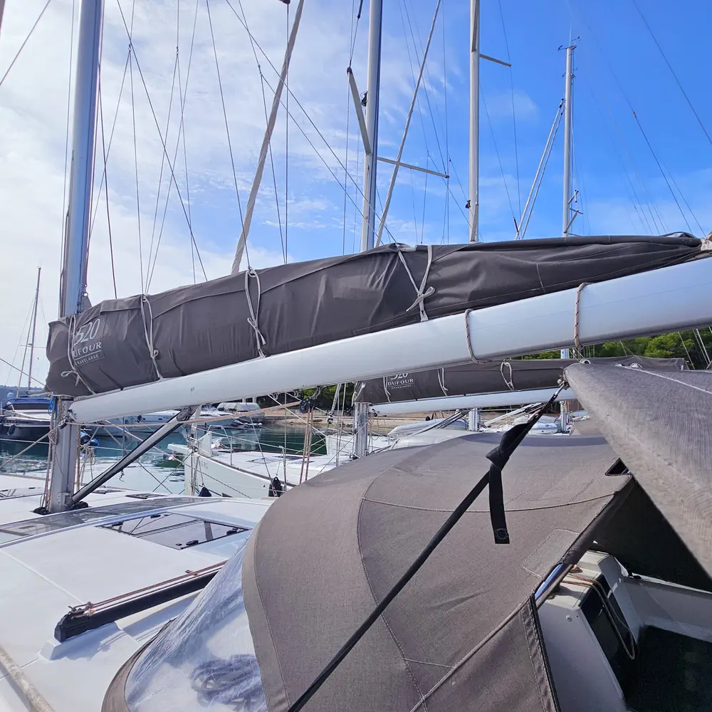 Volante 76