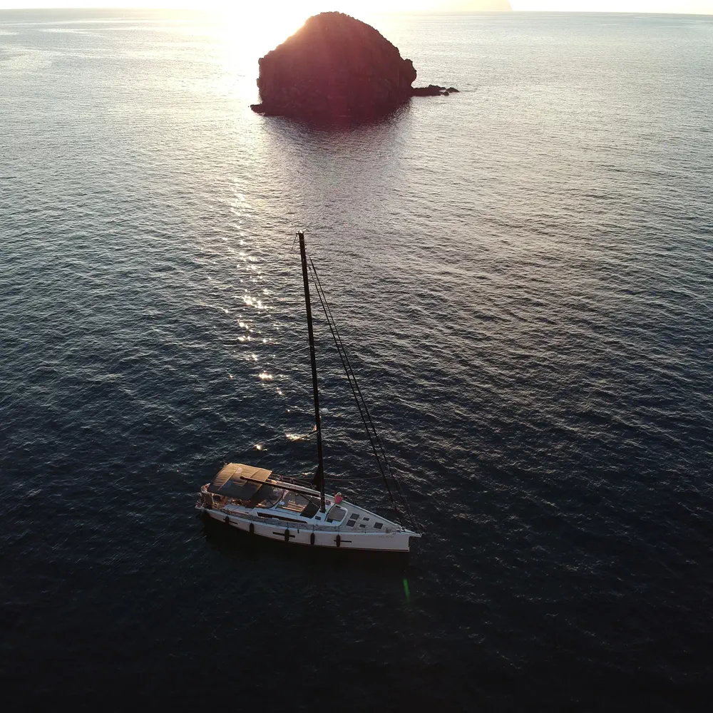 INVICTUS 37