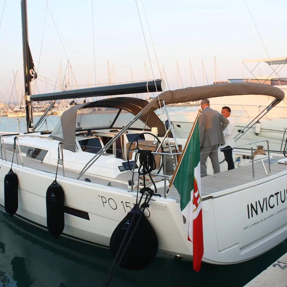 INVICTUS 64