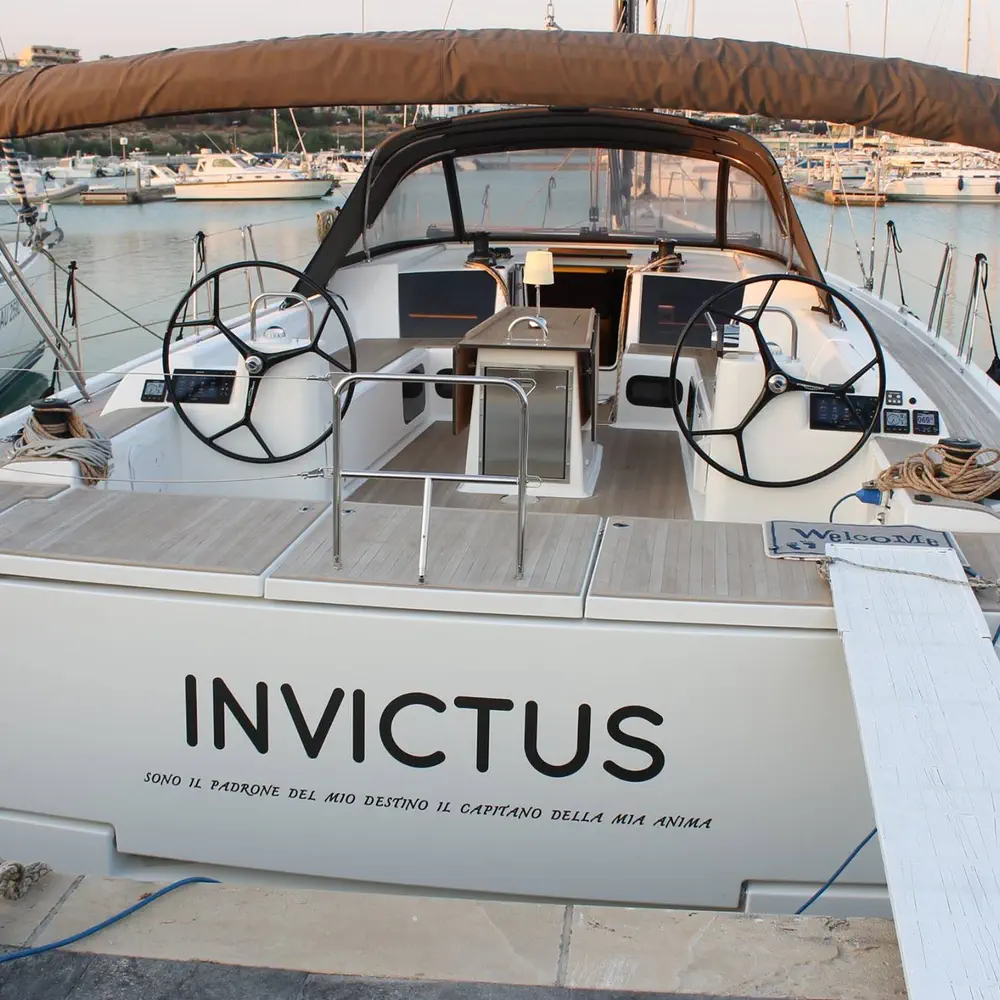 INVICTUS 63
