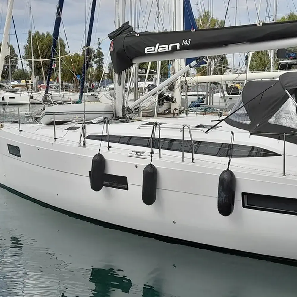 Elena 14